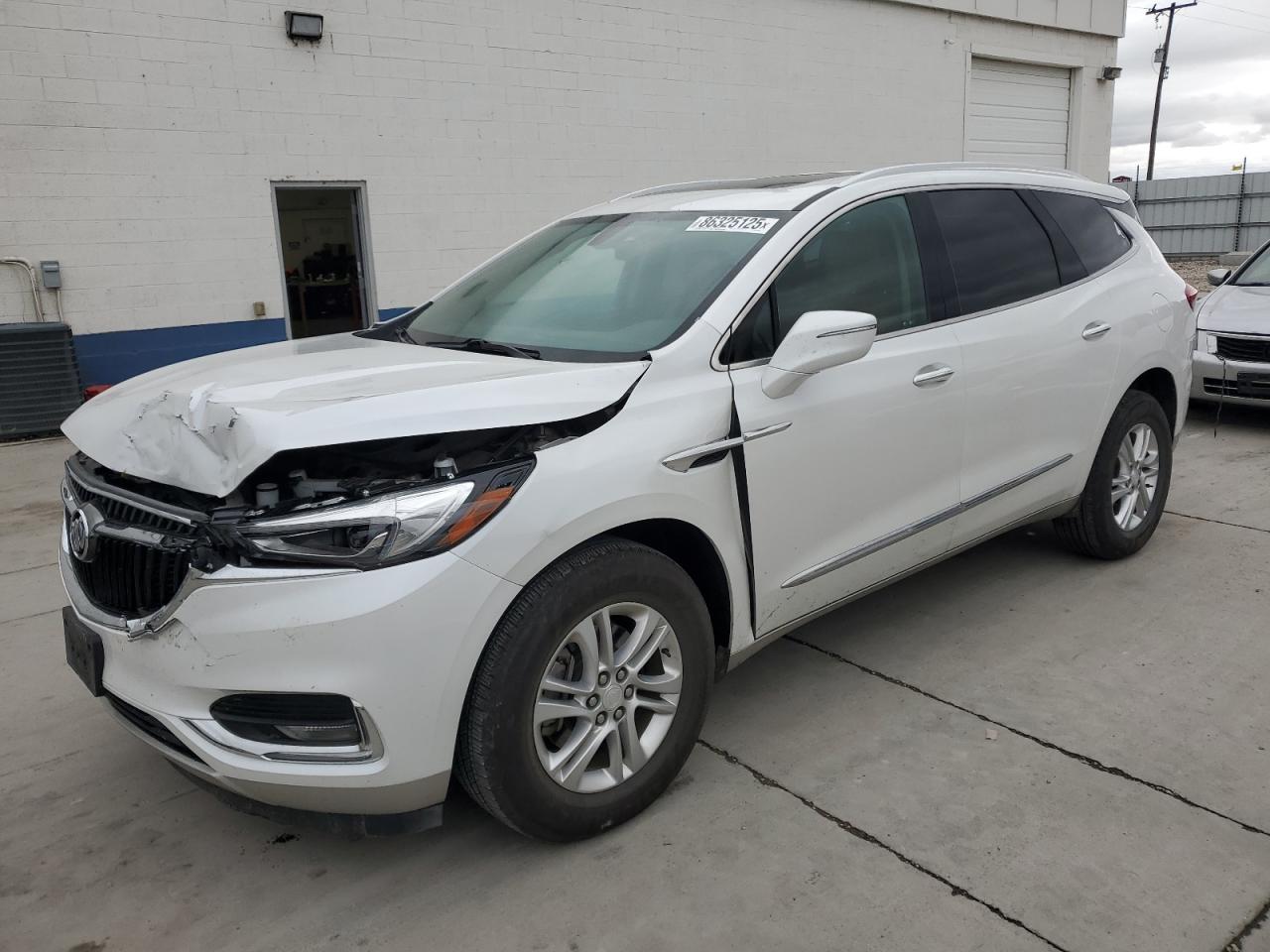 BUICK ENCLAVE ESSENCE