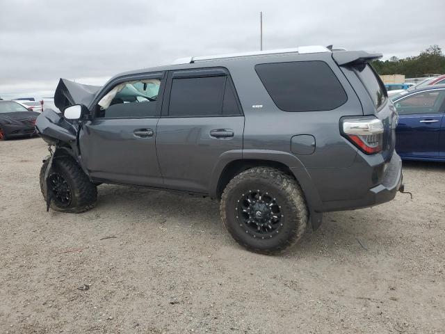 2015 TOYOTA 4RUNNER SR - JTEZU5JR1F5104476