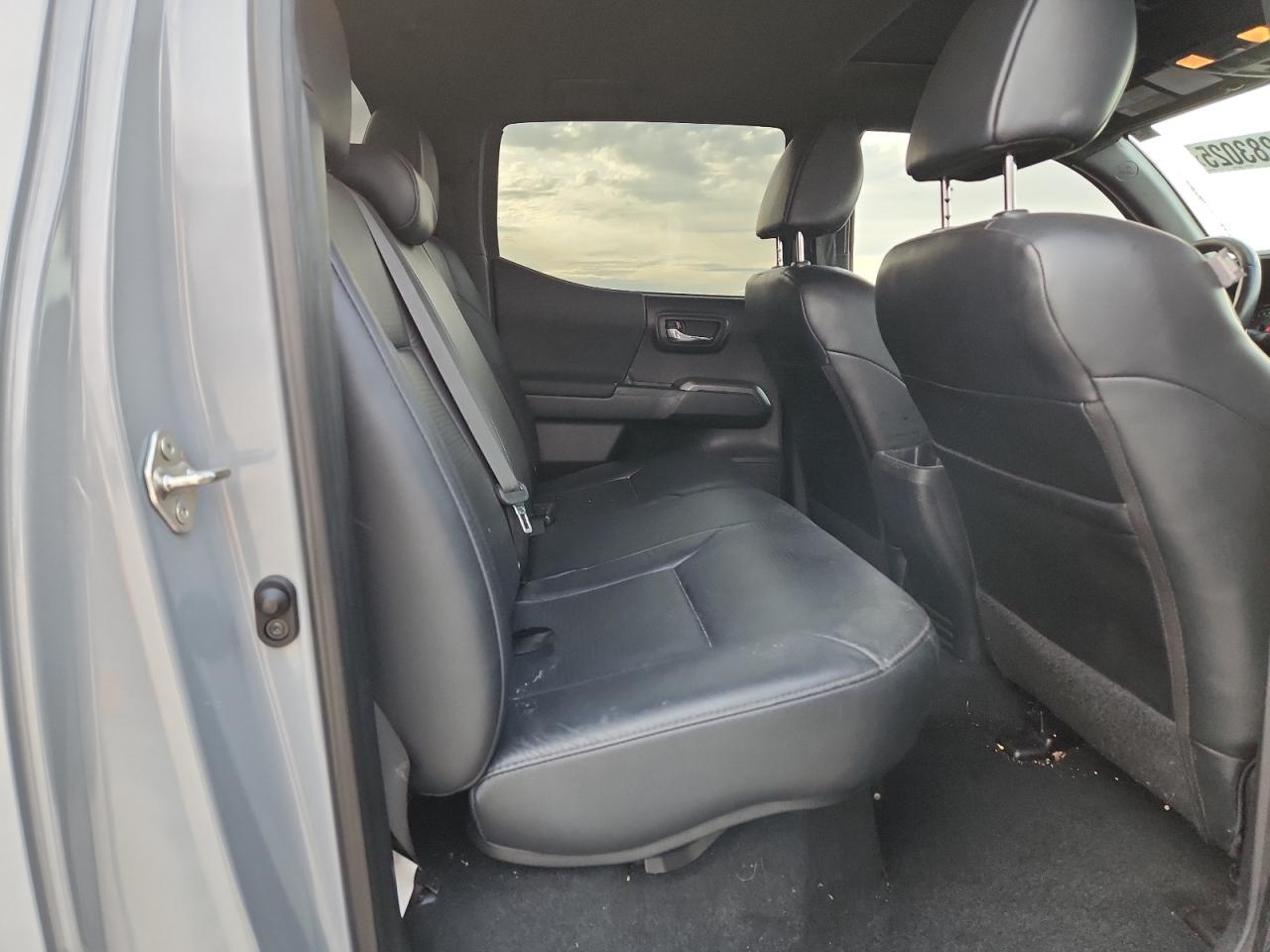 TOYOTA TACOMA DOUBLE CAB