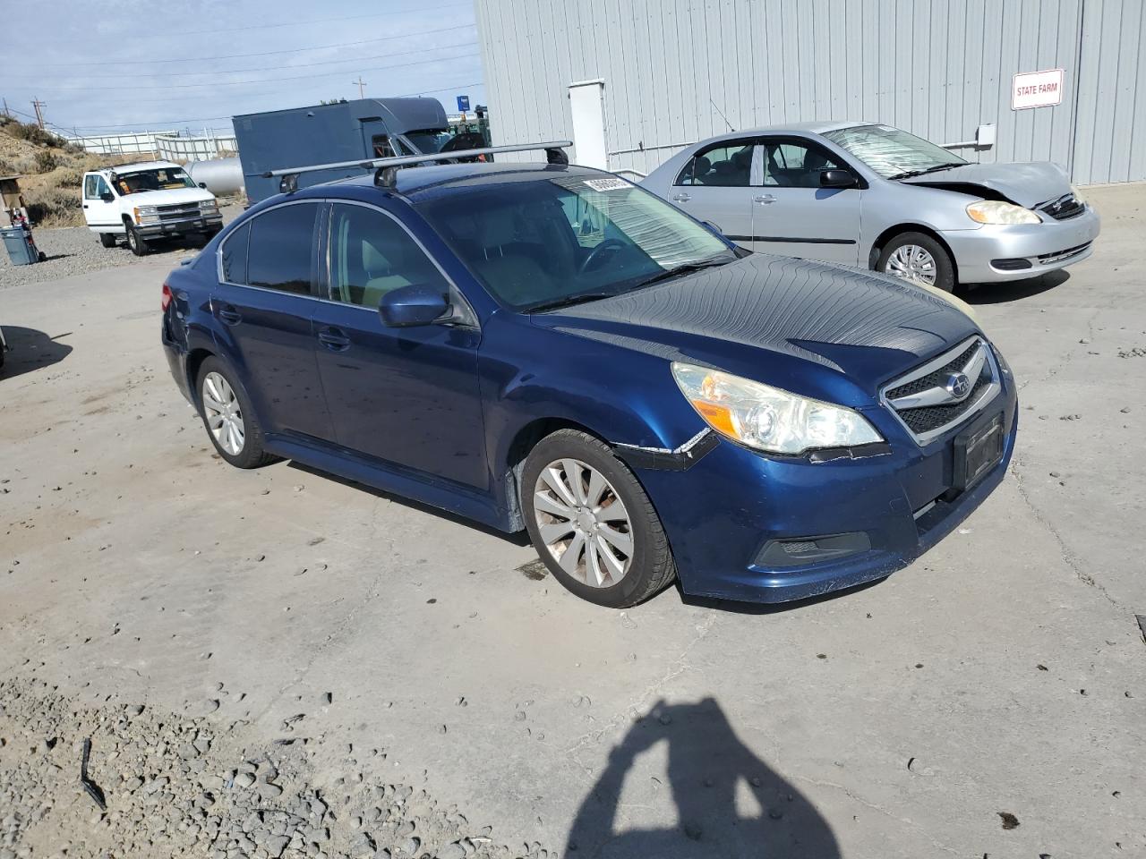 SUBARU LEGACY 3.6R LIMITED