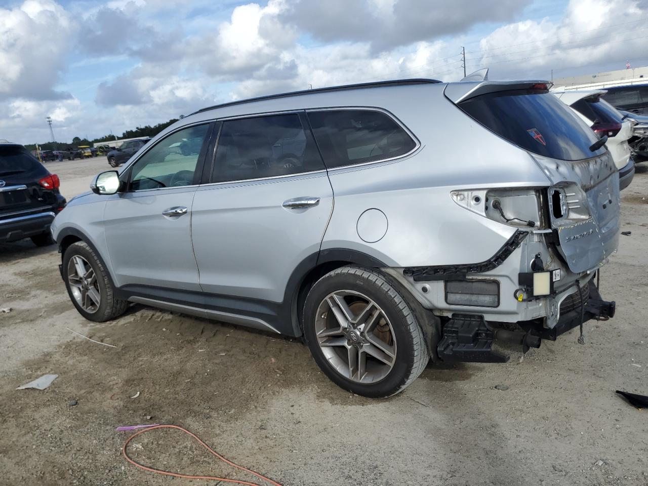 HYUNDAI SANTA FE SE ULTIMATE