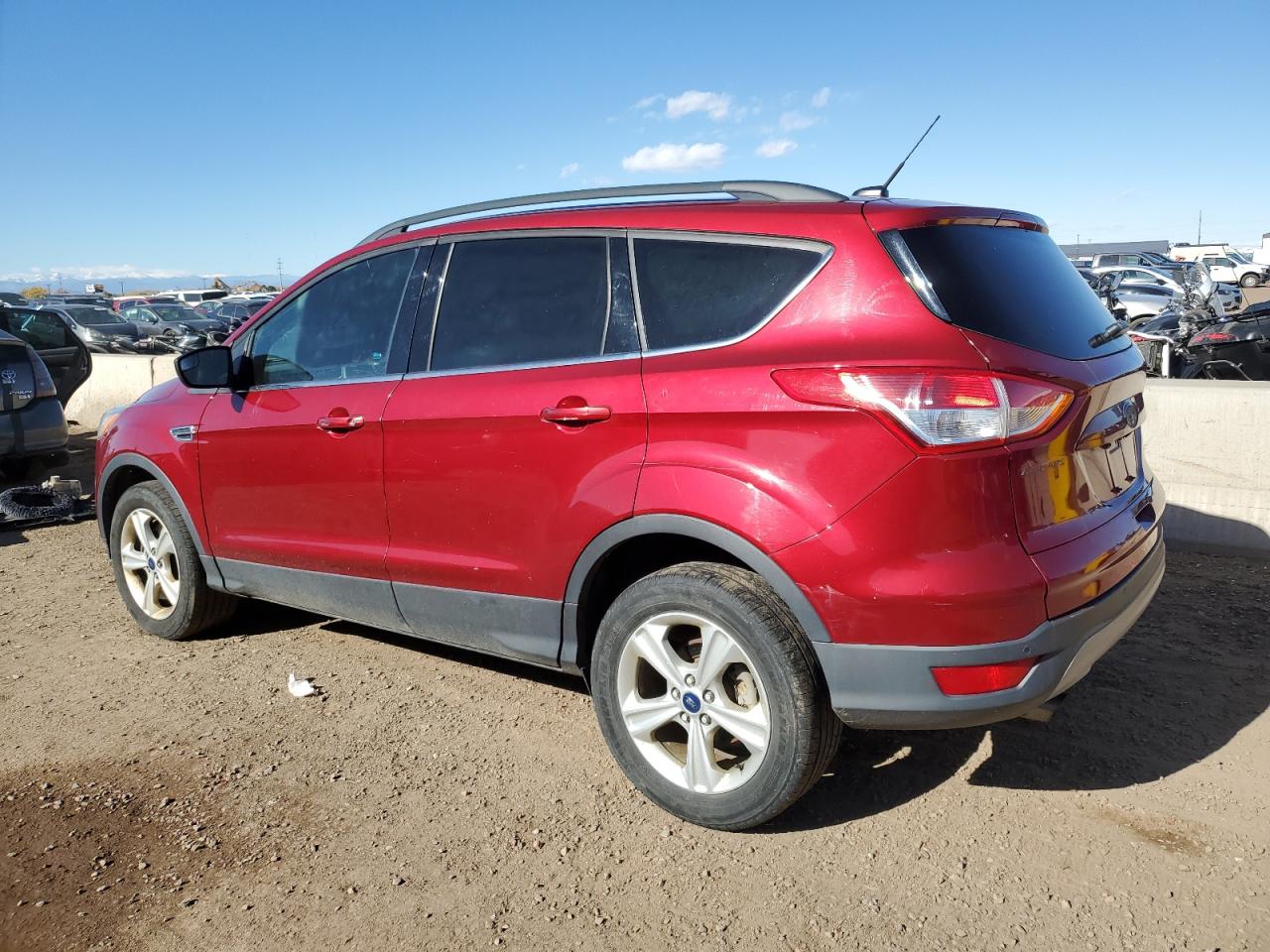 FORD ESCAPE SE