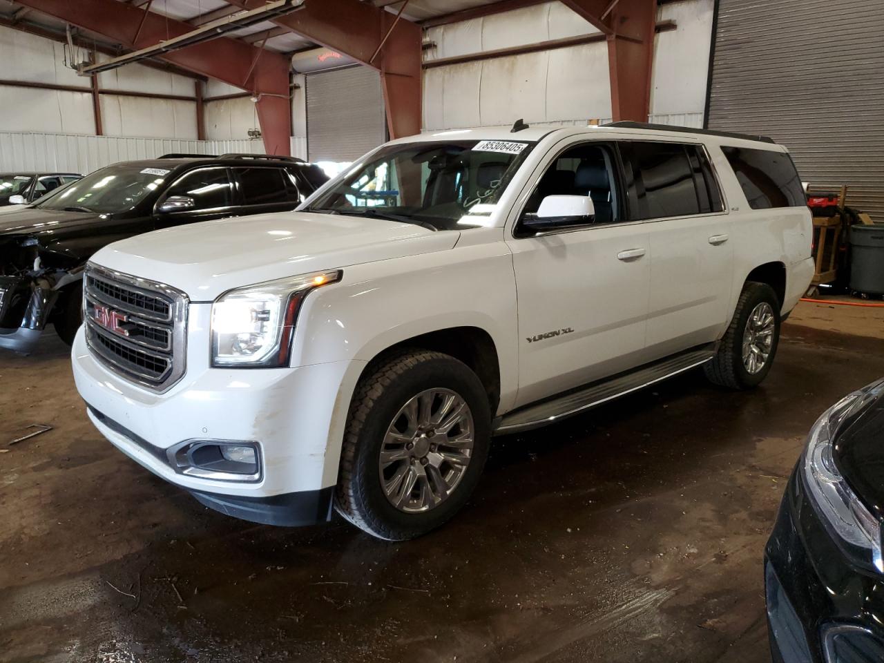 GMC YUKON K1500 SLE