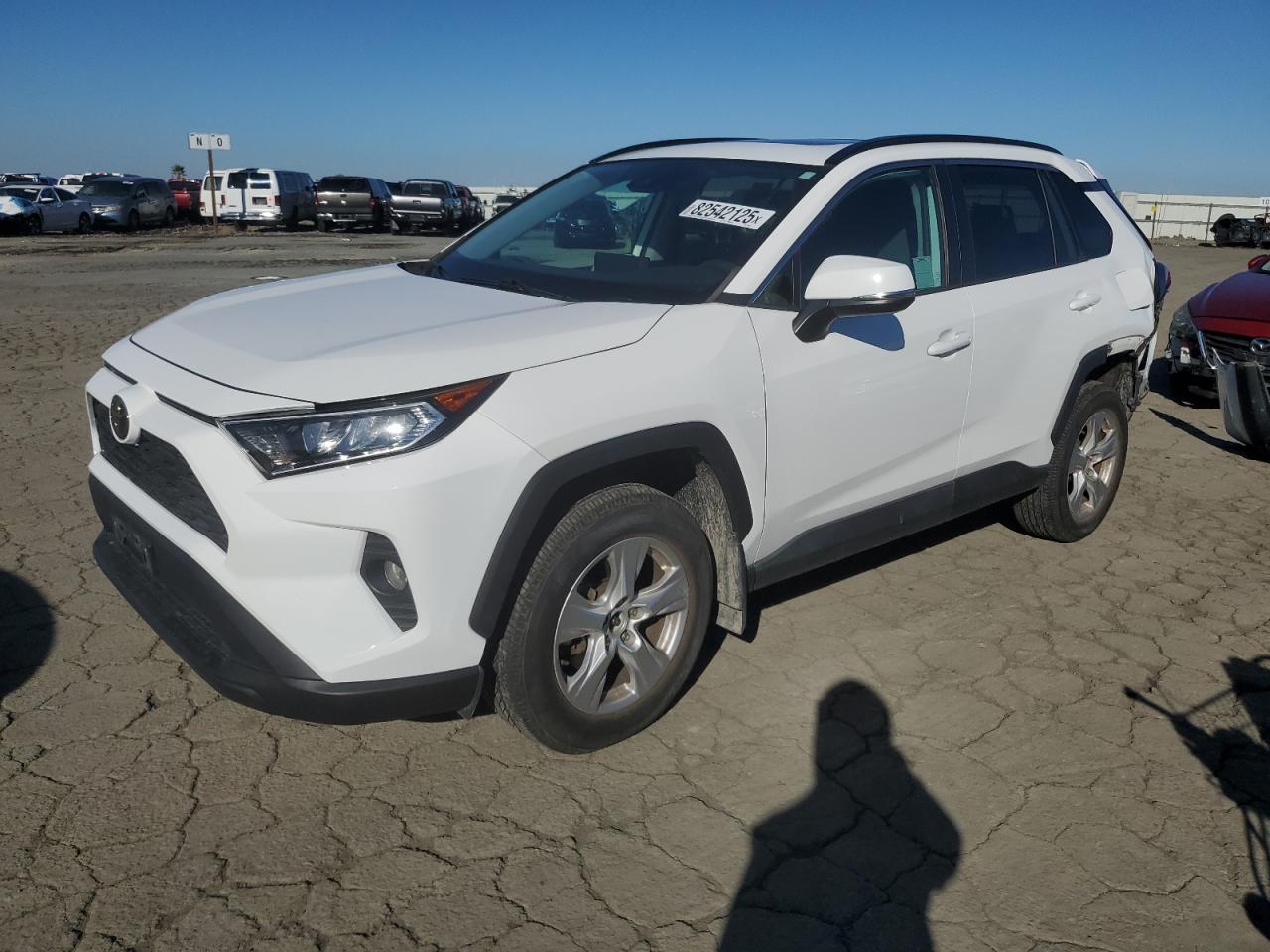TOYOTA RAV4 XLE
