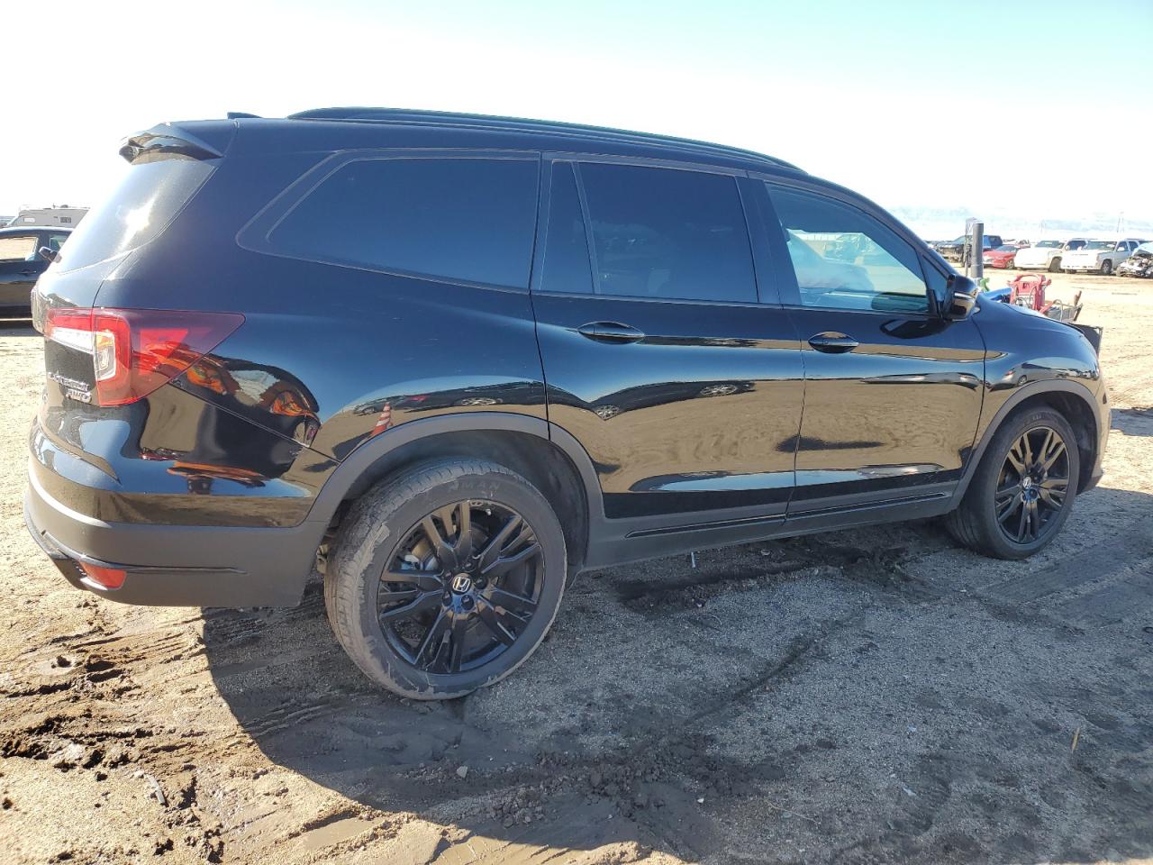 HONDA PILOT BLACK