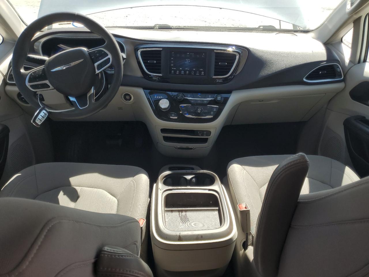 CHRYSLER PACIFICA TOURING PLUS