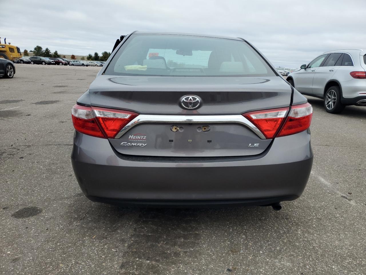 TOYOTA CAMRY LE