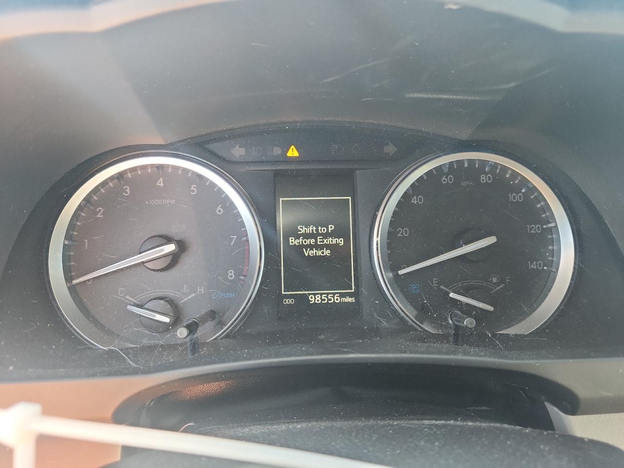 TOYOTA HIGHLANDER SE