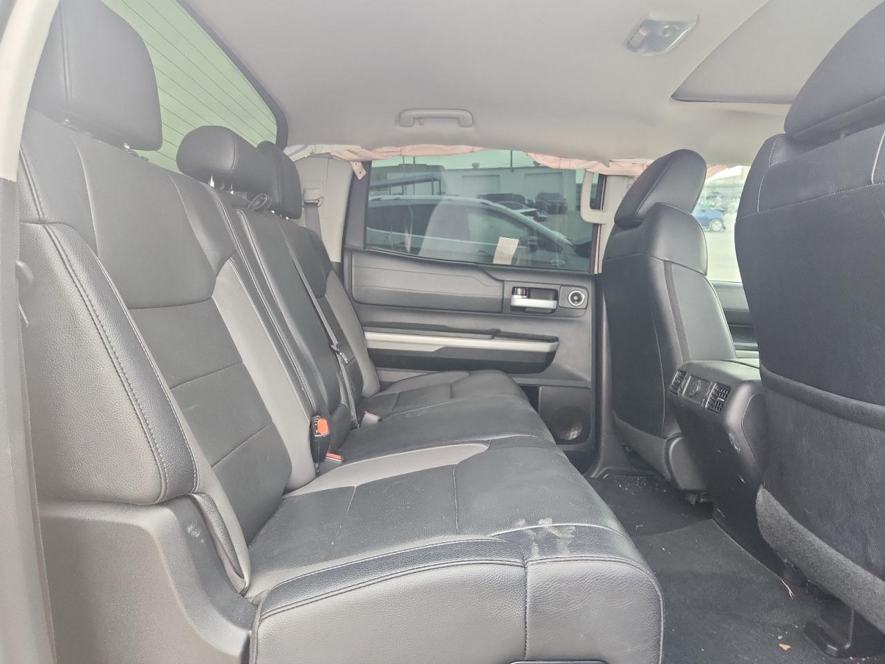 TOYOTA TUNDRA CREWMAX LIMITED