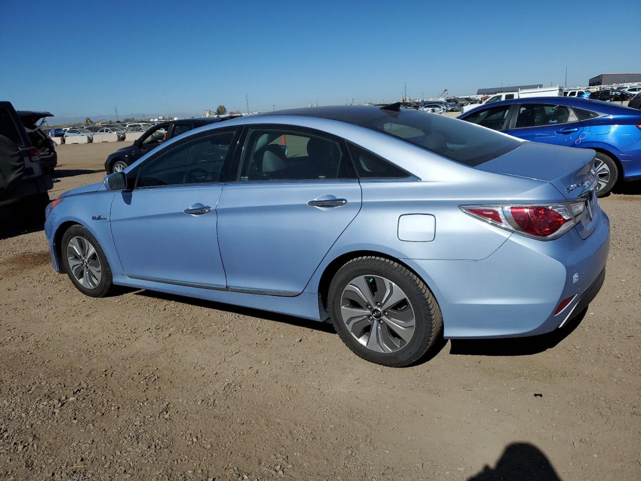 HYUNDAI SONATA HYBRID