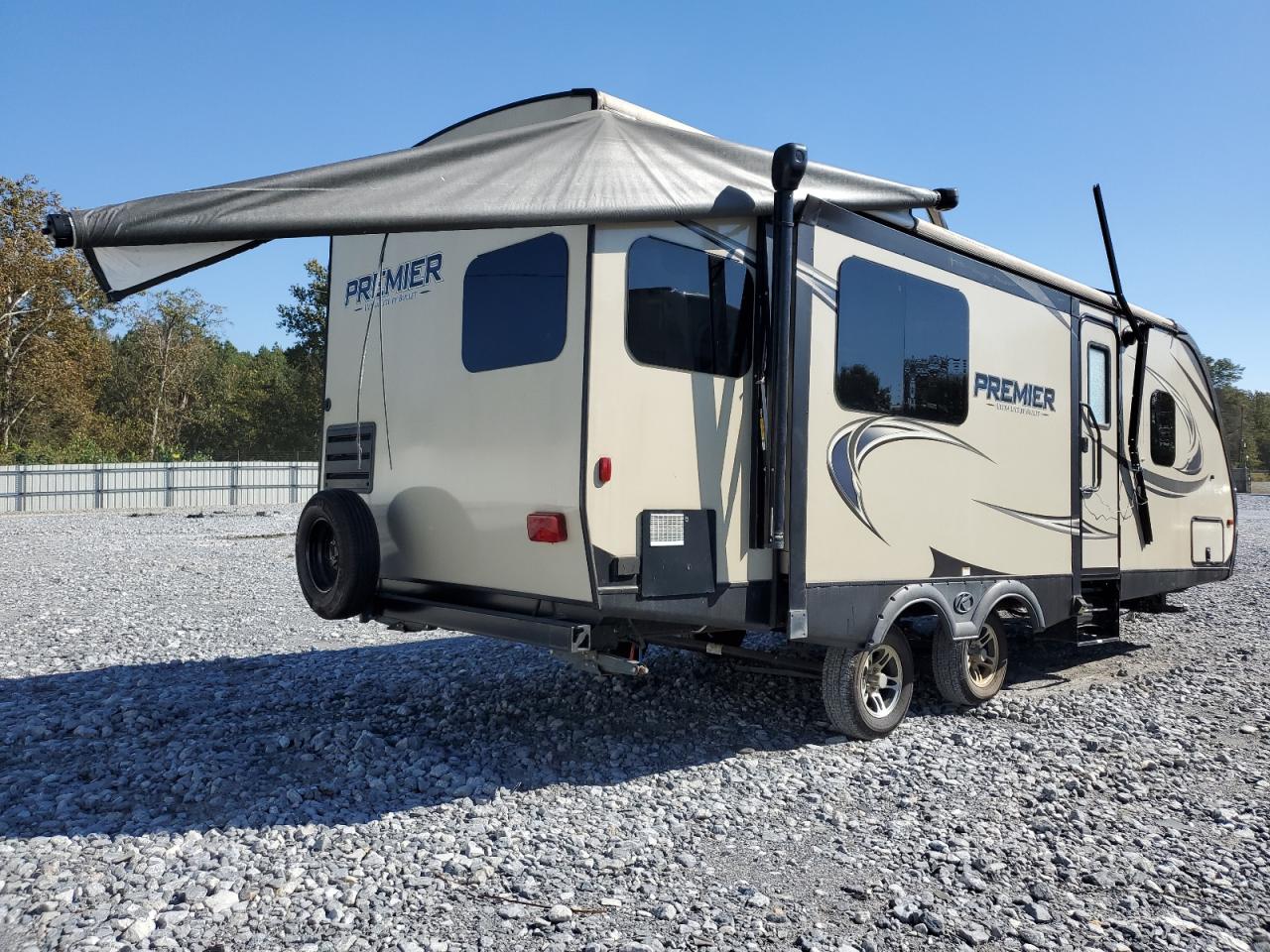Lot #3283932803 2018 KEYSTONE BULLET PREMIER SERIE