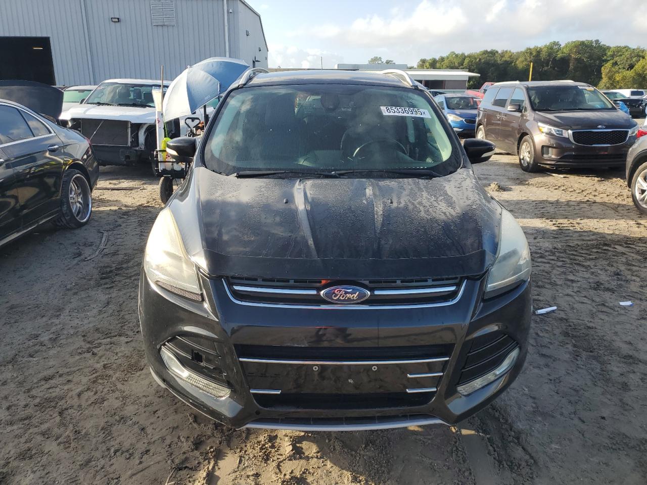 FORD ESCAPE TITANIUM