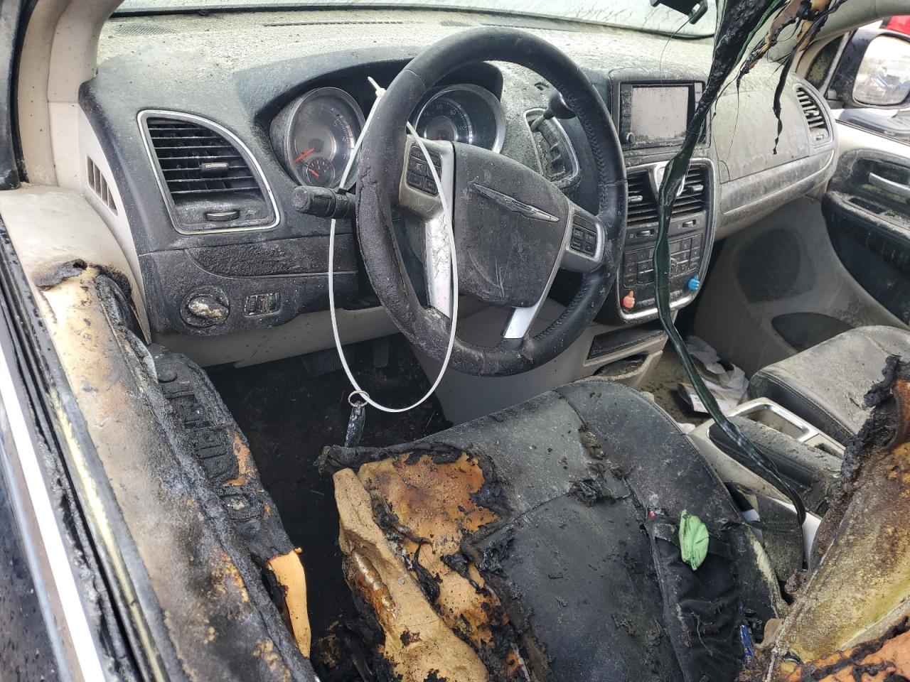 CHRYSLER TOWN & COUNTRY TOURING