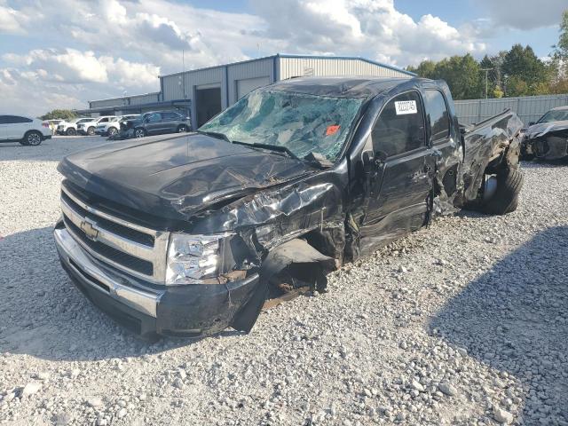 2011 CHEVROLET SILVERADO - 1GCRKSE33BZ124584