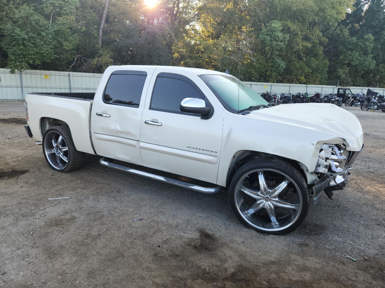 CHEVROLET SILVERADO C1500 LT