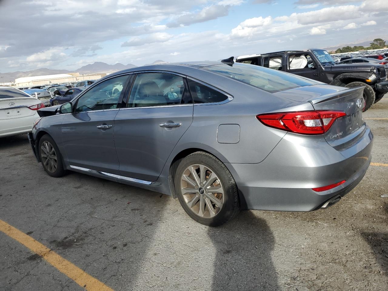 HYUNDAI SONATA SPORT