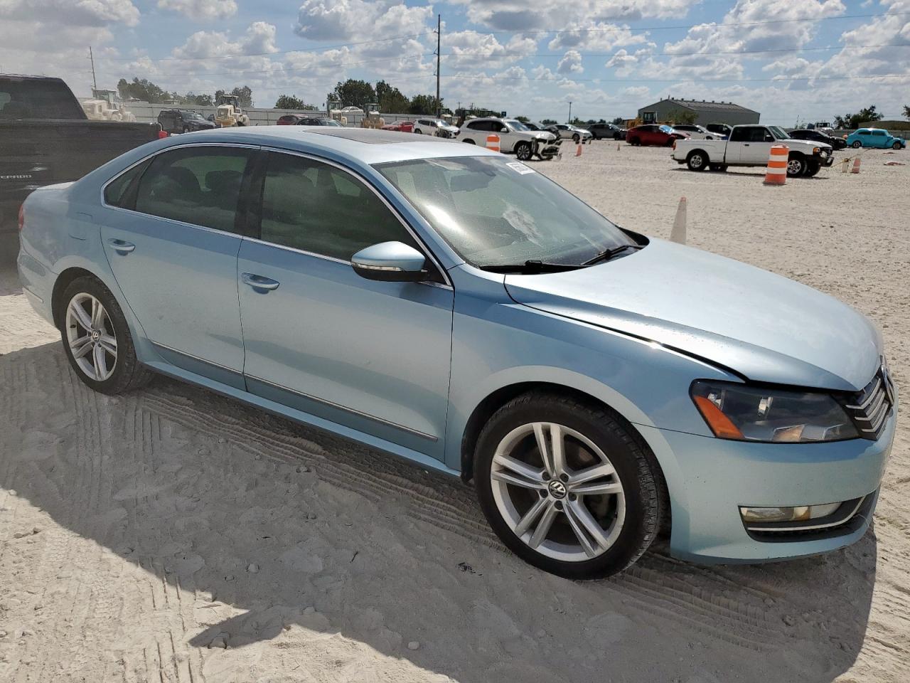 VOLKSWAGEN PASSAT SEL