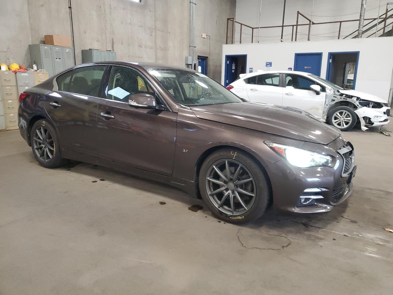 INFINITI Q50 BASE