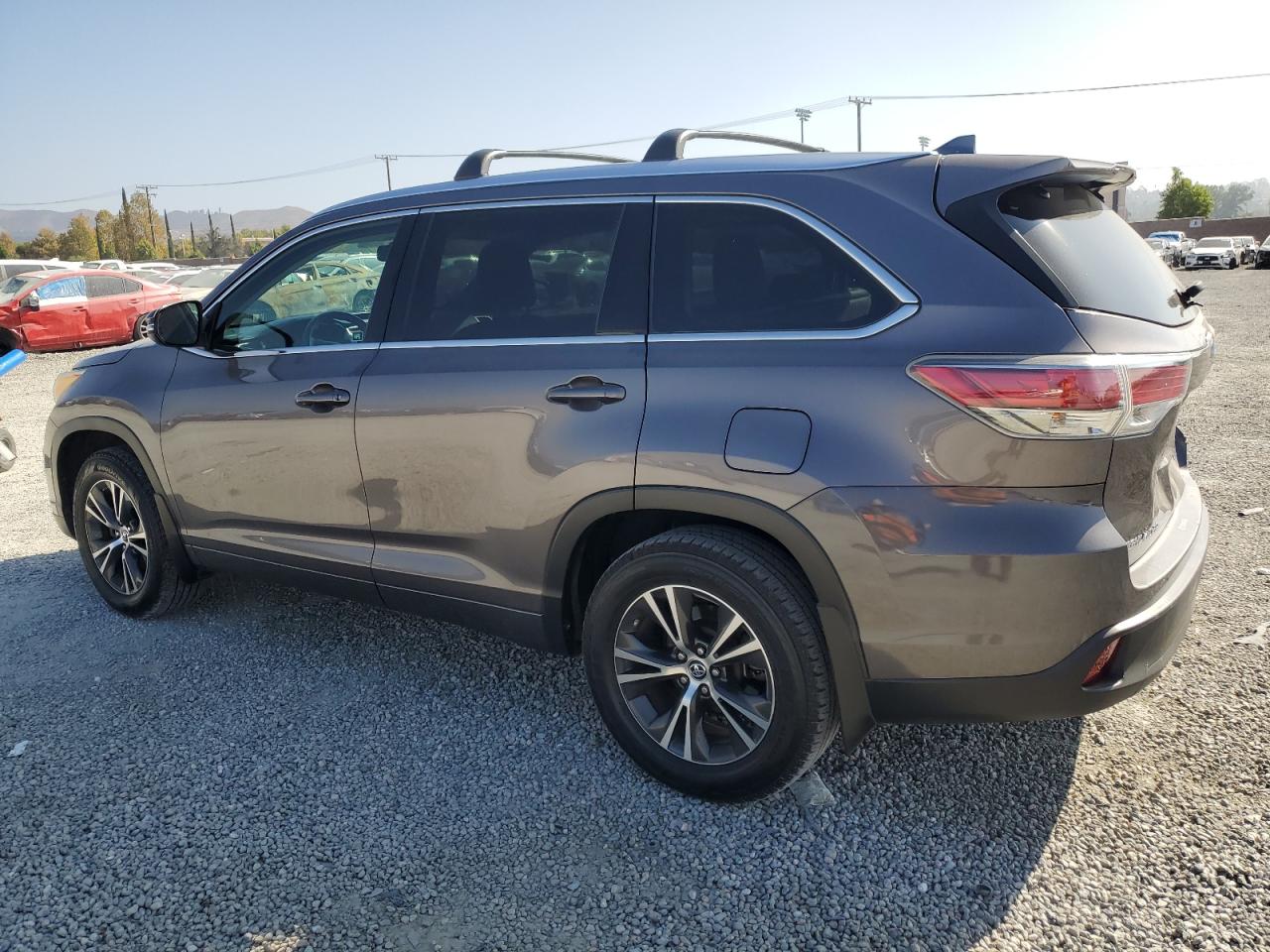 TOYOTA HIGHLANDER XLE