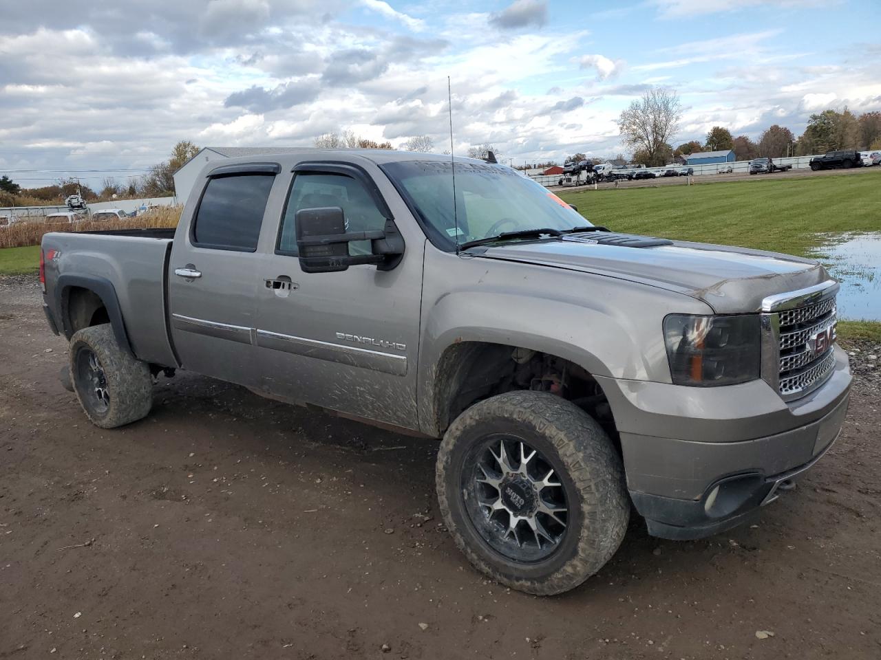GMC SIERRA K3500 DENALI