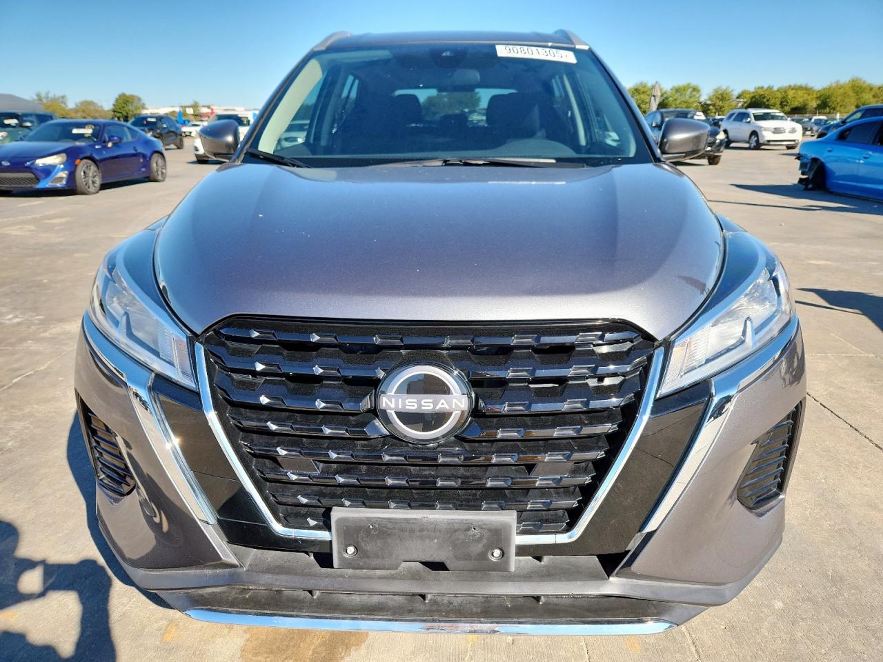 NISSAN KICKS SV