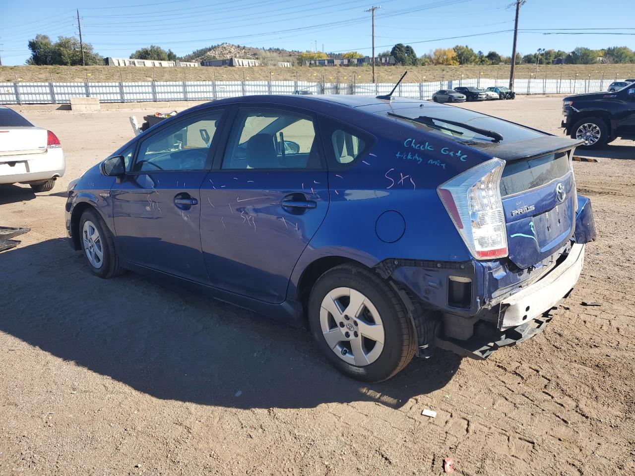 TOYOTA PRIUS