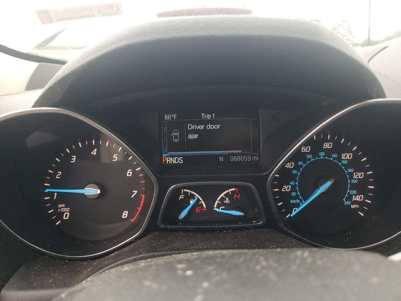 FORD ESCAPE TITANIUM