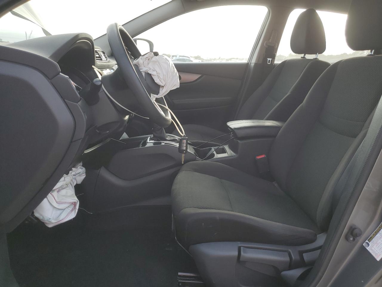 NISSAN ROGUE SPORT S