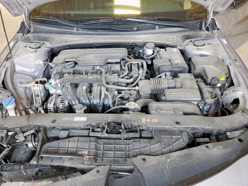 2025 HYUNDAI ELANTRA SE #3301930424