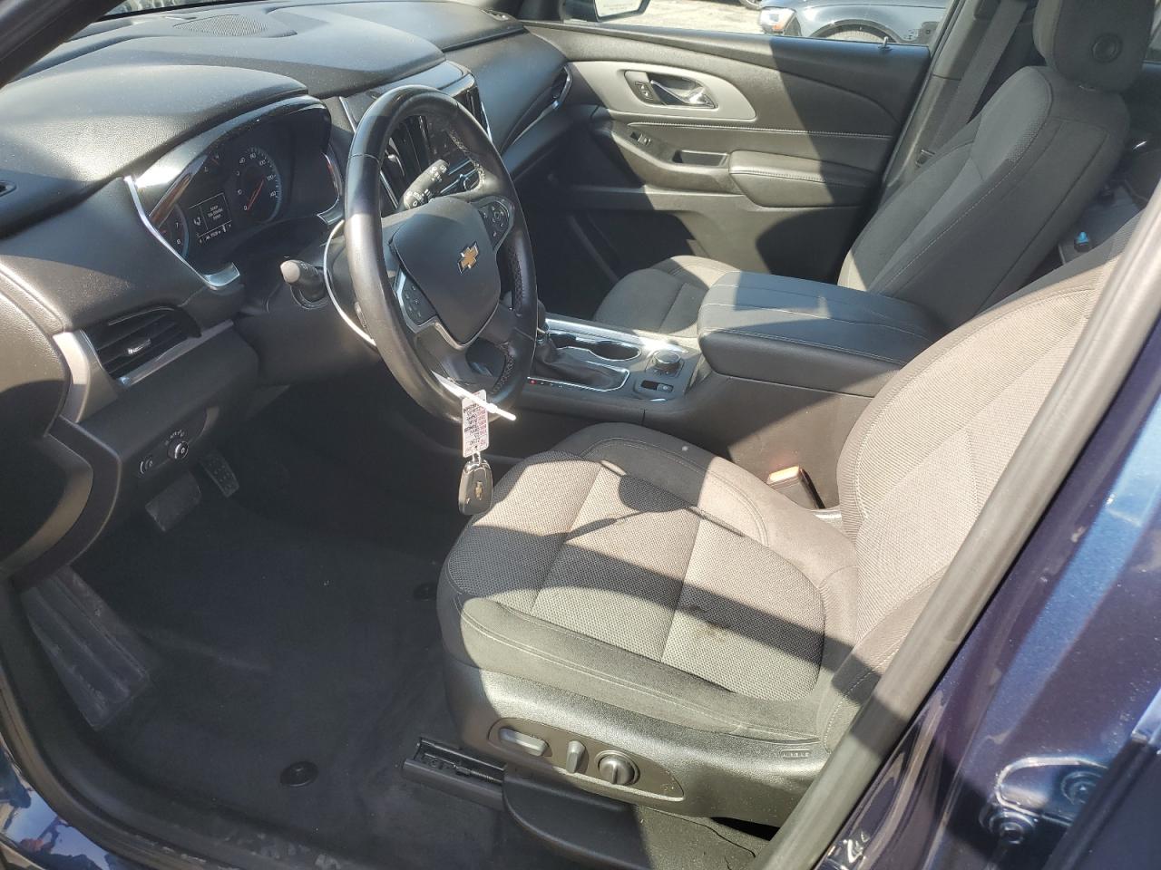 CHEVROLET TRAVERSE LT