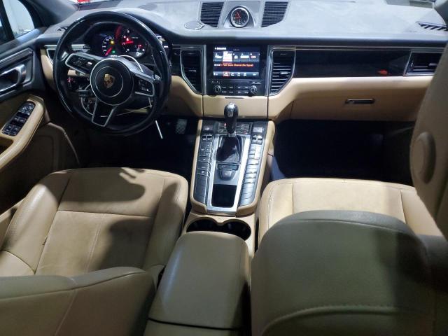 2017 PORSCHE MACAN WP1AA2A53HLB04210