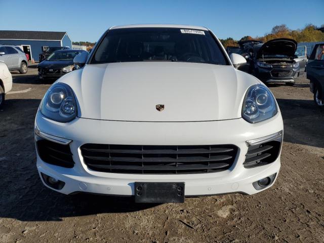 2016 PORSCHE CAYENNE - WP1AA2A24GLA05271