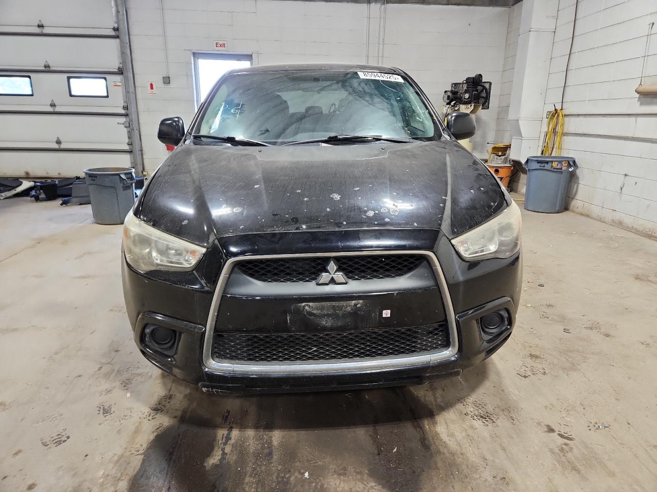 MITSUBISHI OUTLANDER ES