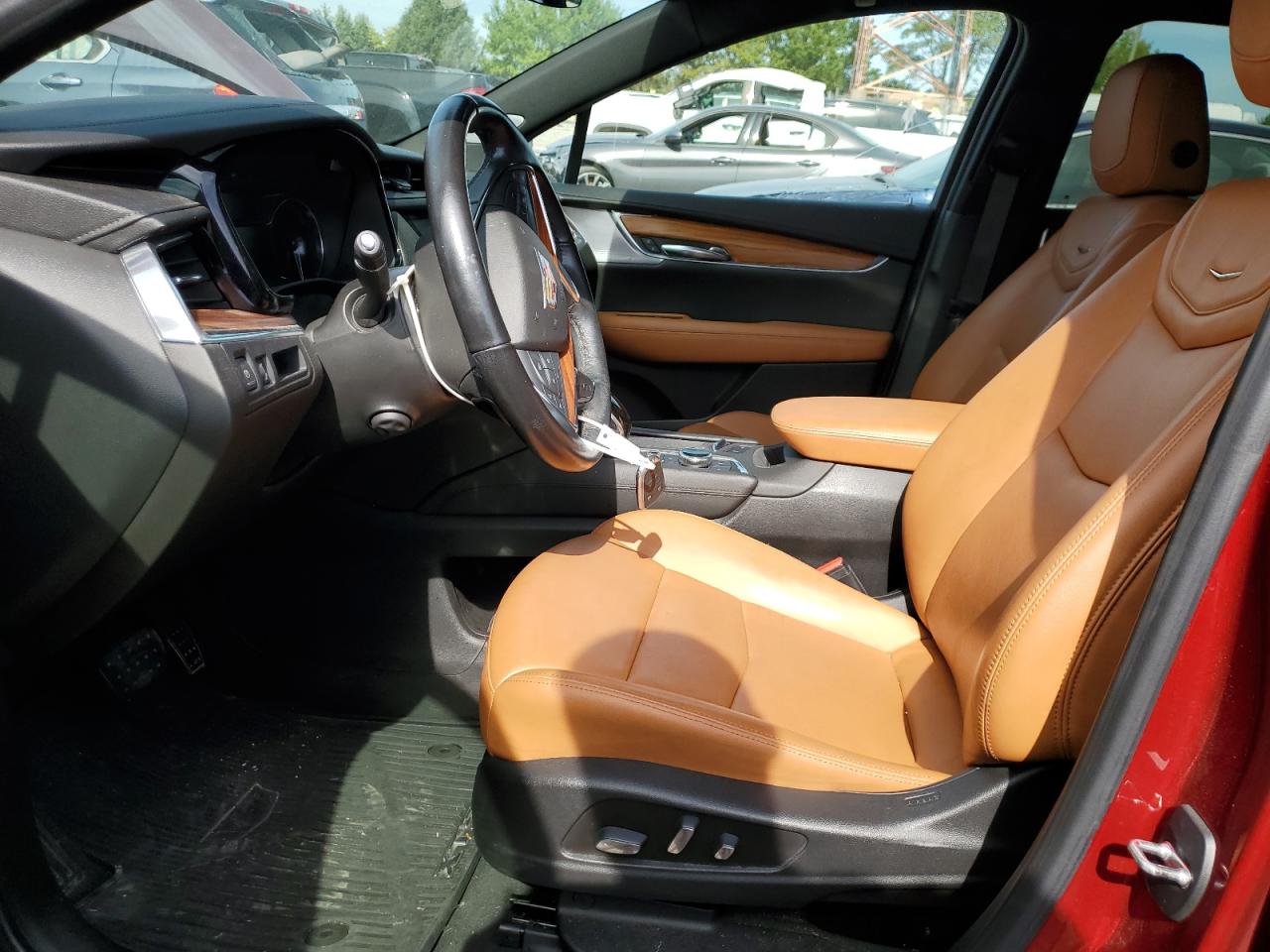 CADILLAC XT5 PREMIUM LUXURY