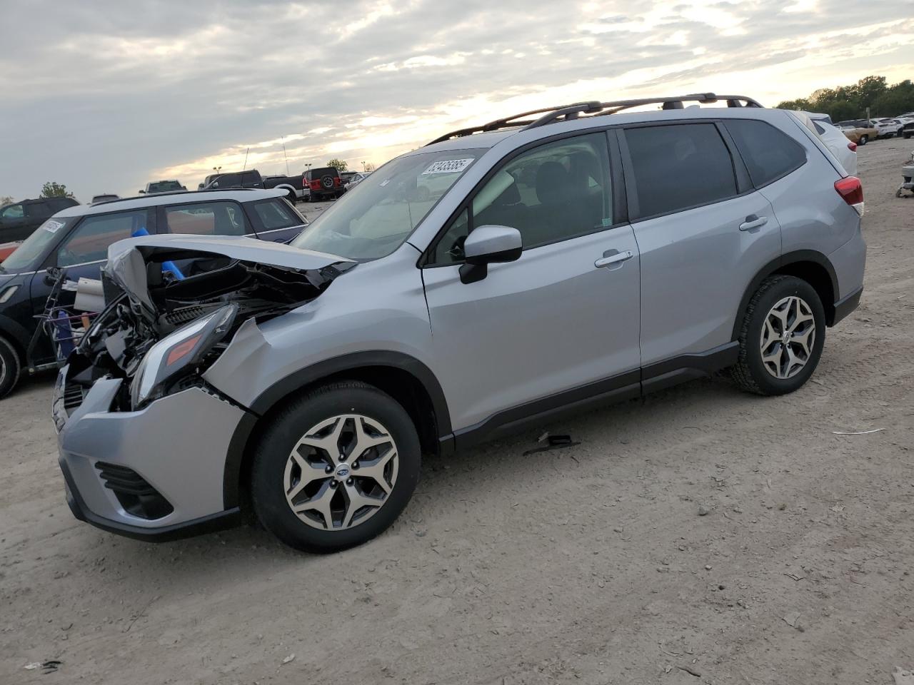 SUBARU FORESTER PREMIUM