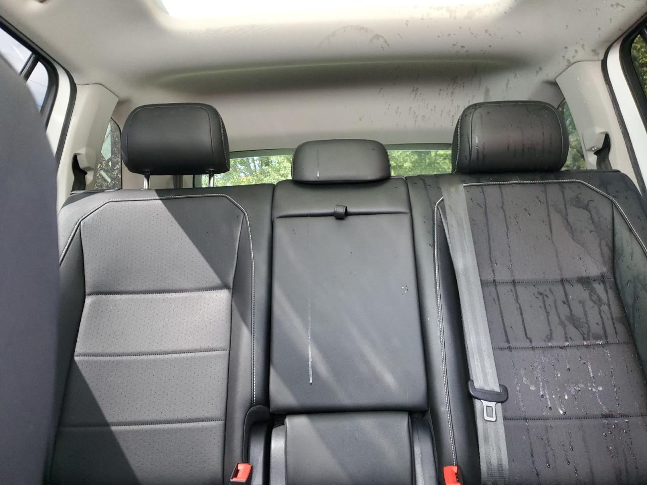 VOLKSWAGEN TIGUAN SE