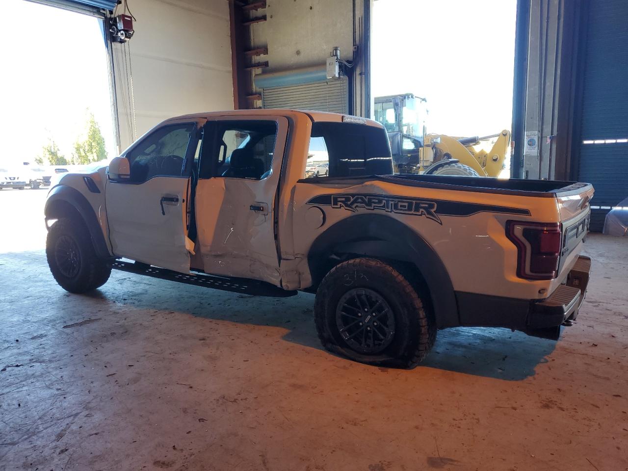 FORD F-150 RAPTOR