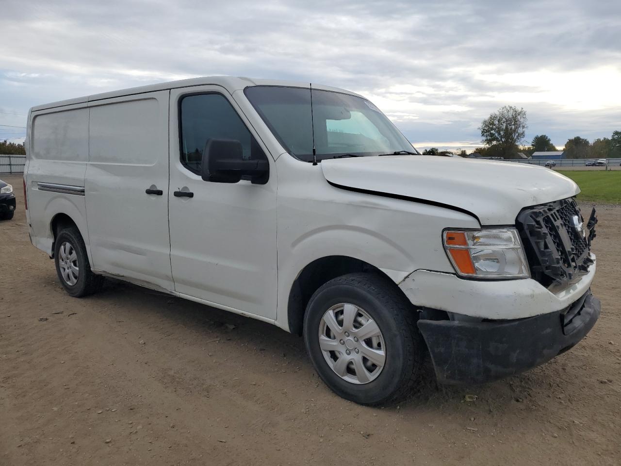 NISSAN NV1500 1500 S