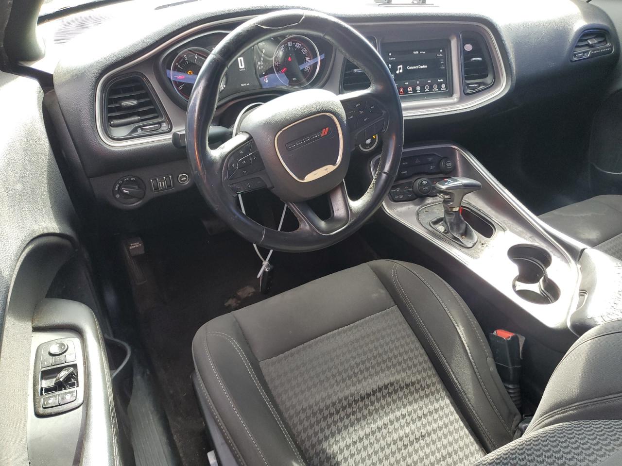 DODGE CHALLENGER SXT