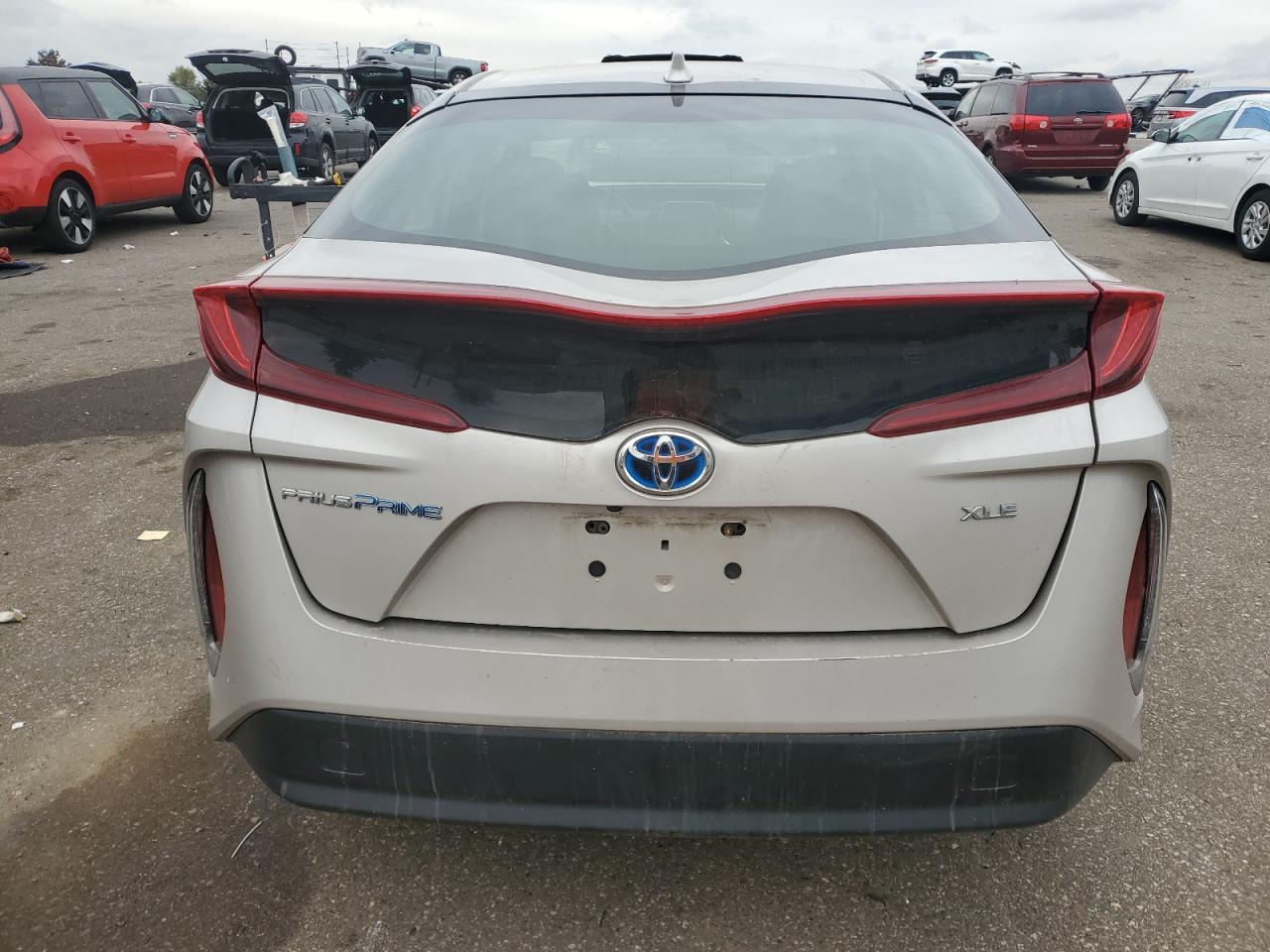 TOYOTA PRIUS PRIME LE