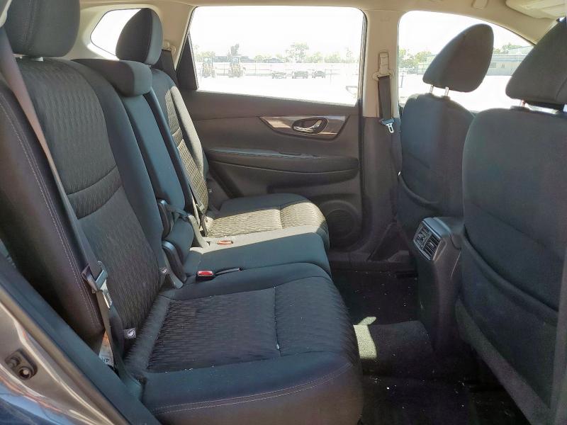 2017 NISSAN ROGUE S 5N1AT2MT2HC847085