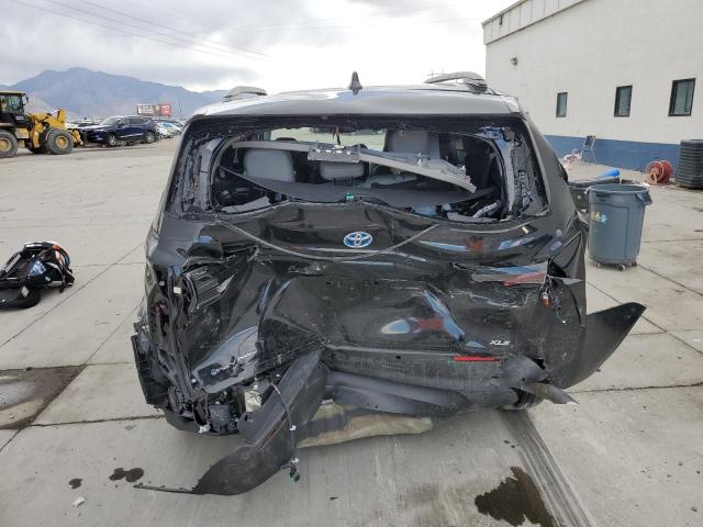 2025 TOYOTA SIENNA XLE 5TDJSKFC2SS198544