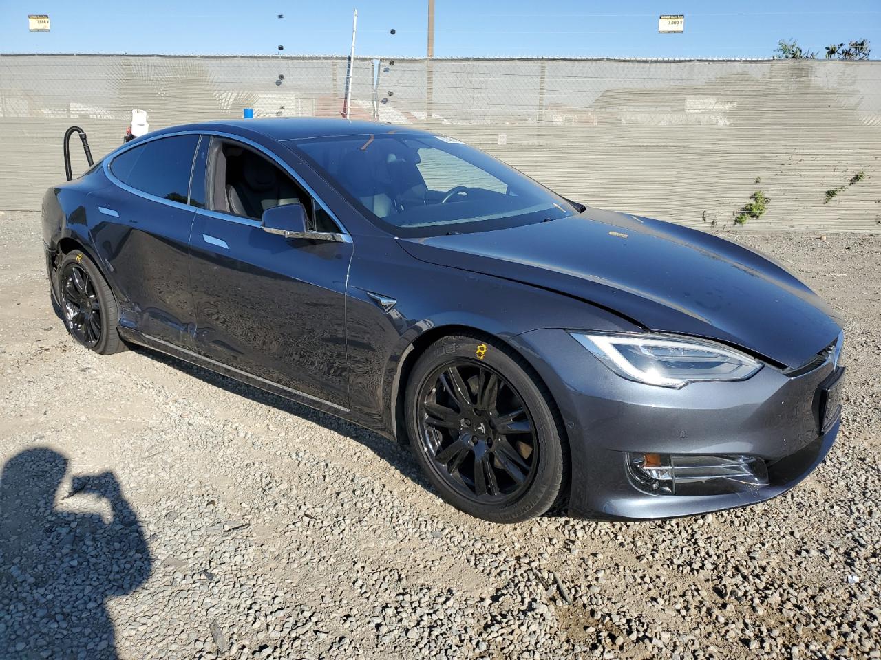 TESLA MODEL S