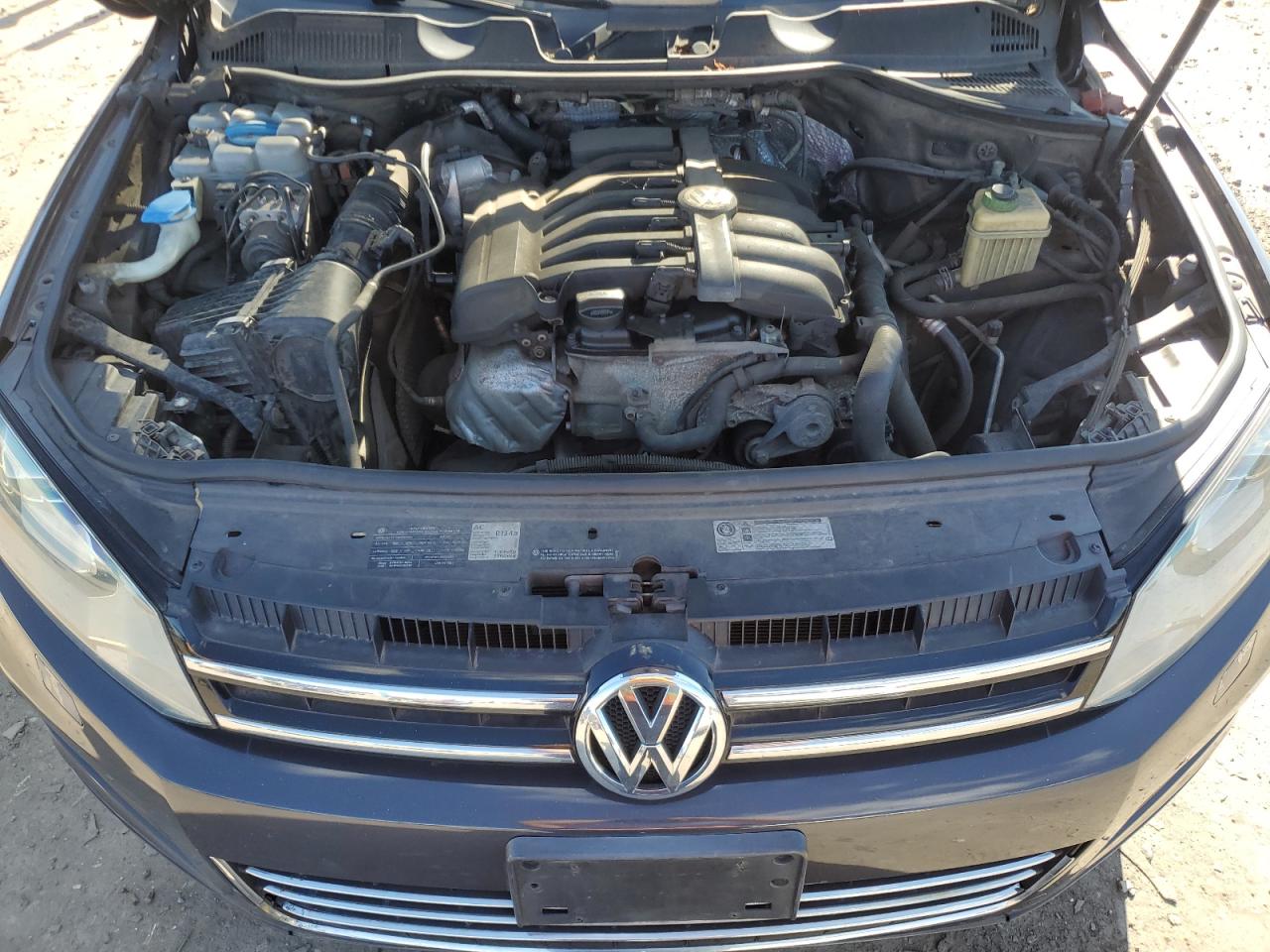 VOLKSWAGEN TOUAREG V6