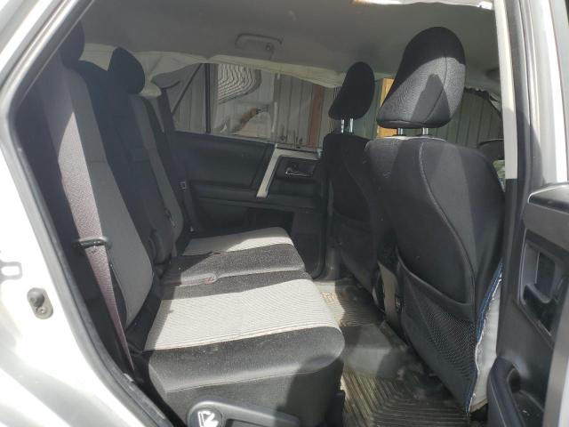 2019 TOYOTA 4RUNNER SR - JTEBU5JR1K5690026