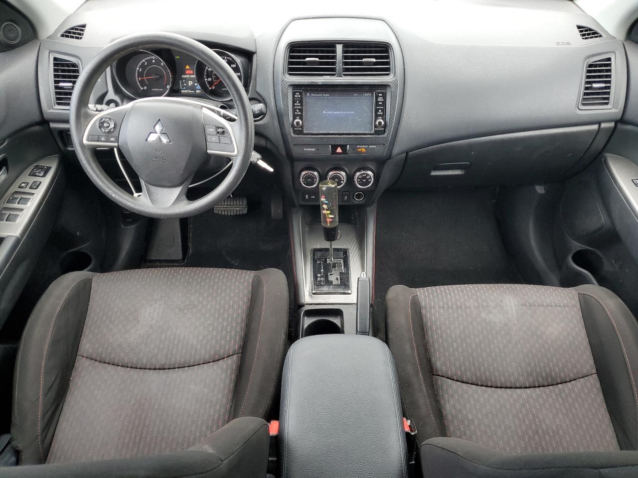 MITSUBISHI OUTLANDER ES