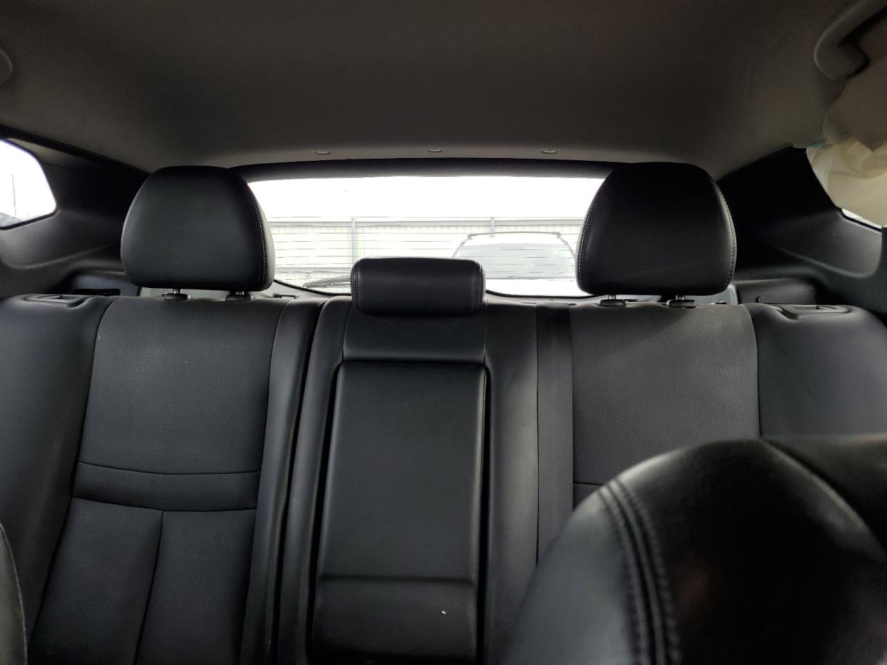 NISSAN ROGUE SPORT S