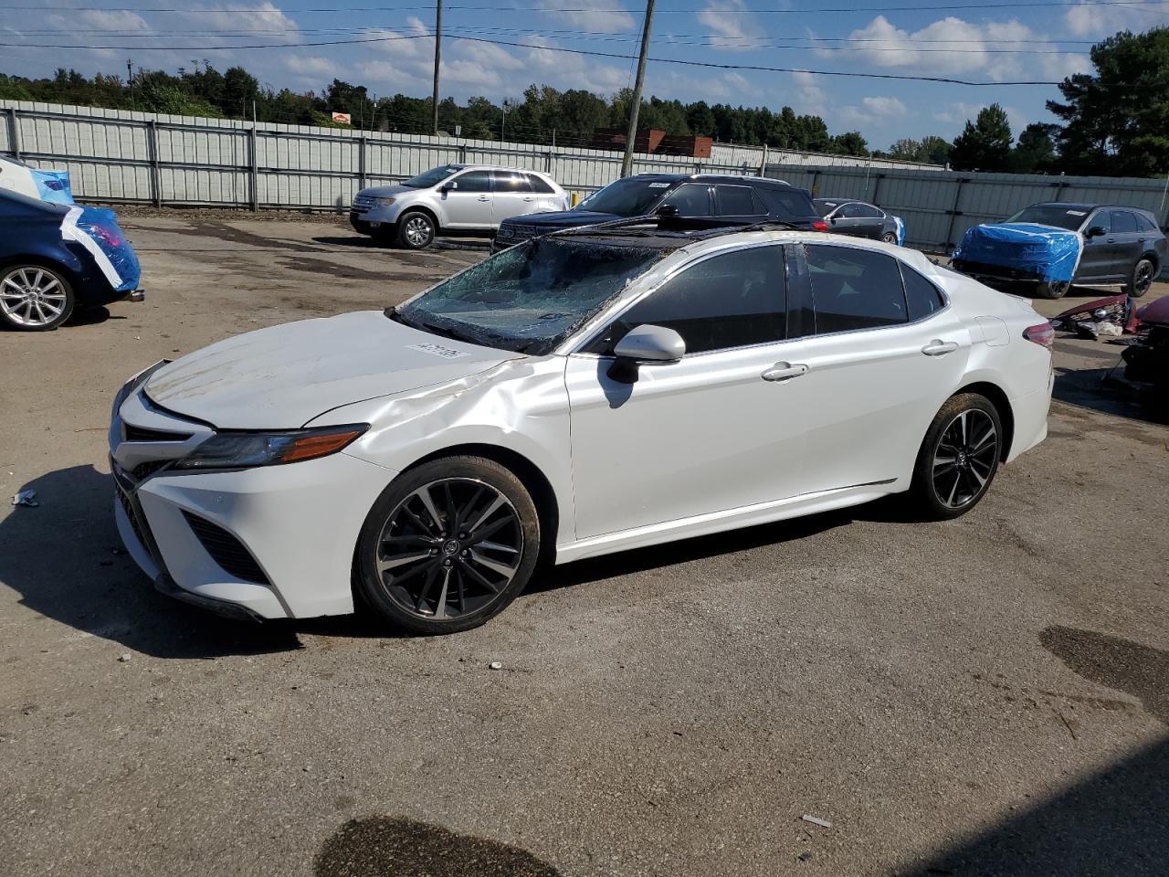 TOYOTA CAMRY XSE
