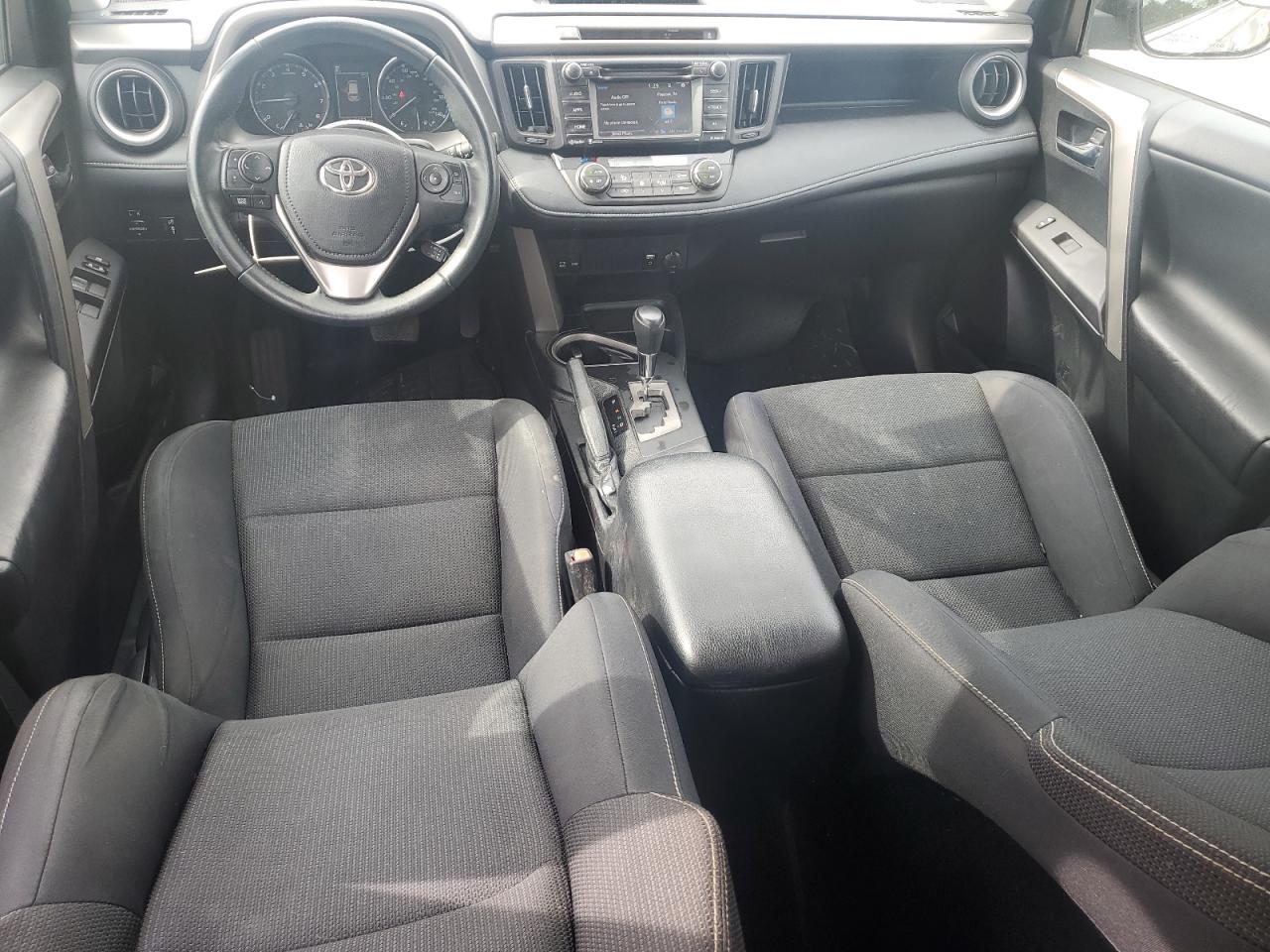 TOYOTA RAV4 XLE