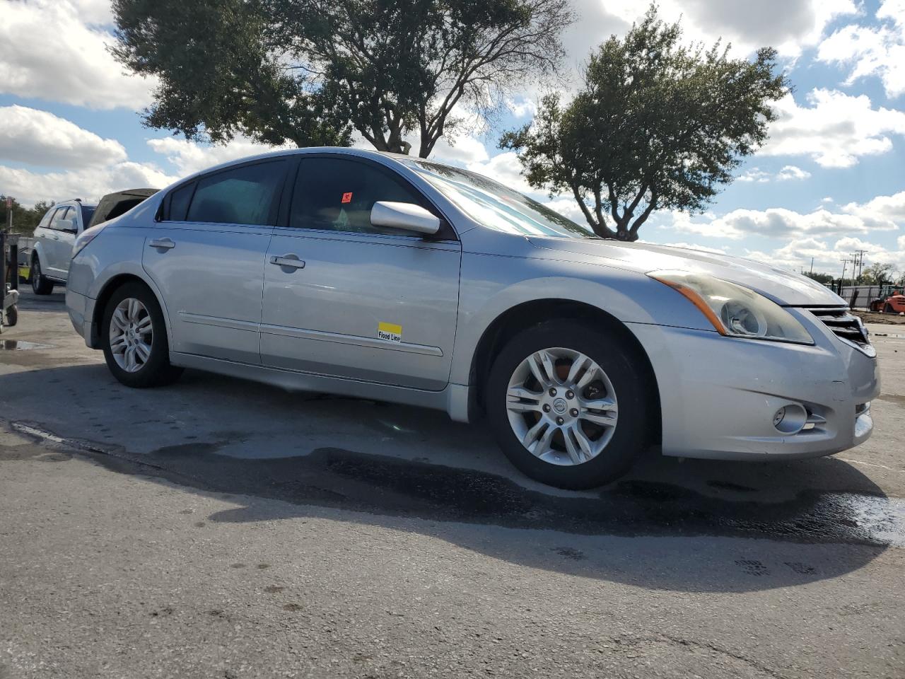 NISSAN ALTIMA BASE